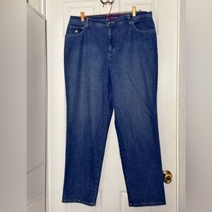 Gloria Vanderbilt Classic Blue straight Leg Women's Jeans